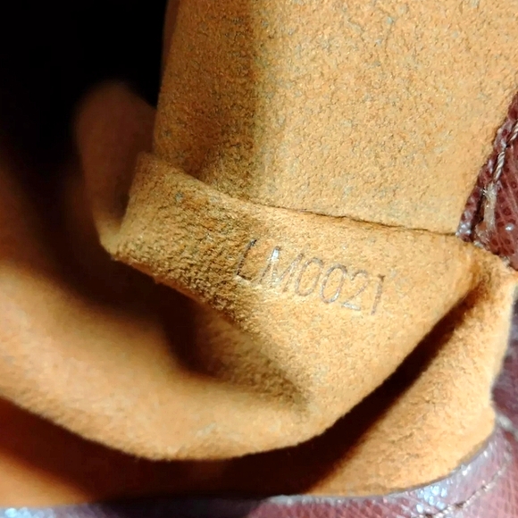 *SOLD* LV MUSETTE SALSA BAG - Picture 5 of 5